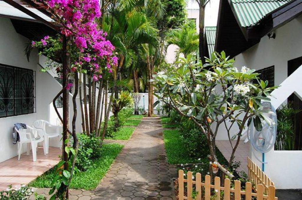 فندق هاسييندا فوكيت Patong المظهر الخارجي الصورة